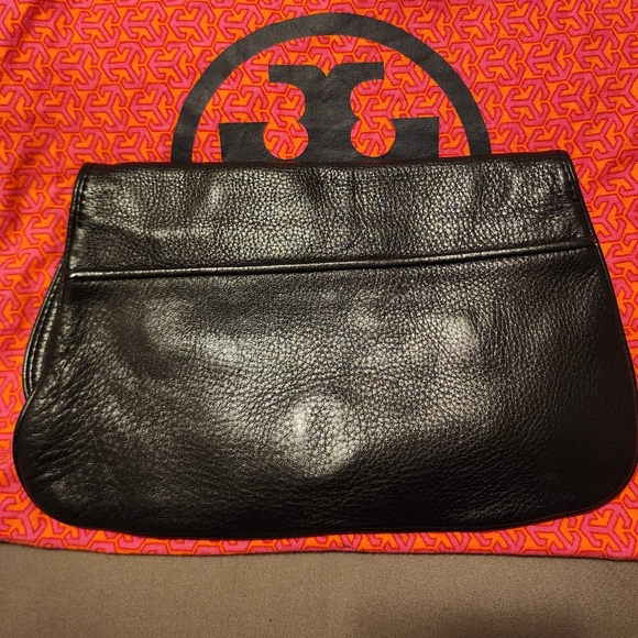 Tory Burch Black Leather Reva Logo Crossbody Bag - Picture 4 of 8